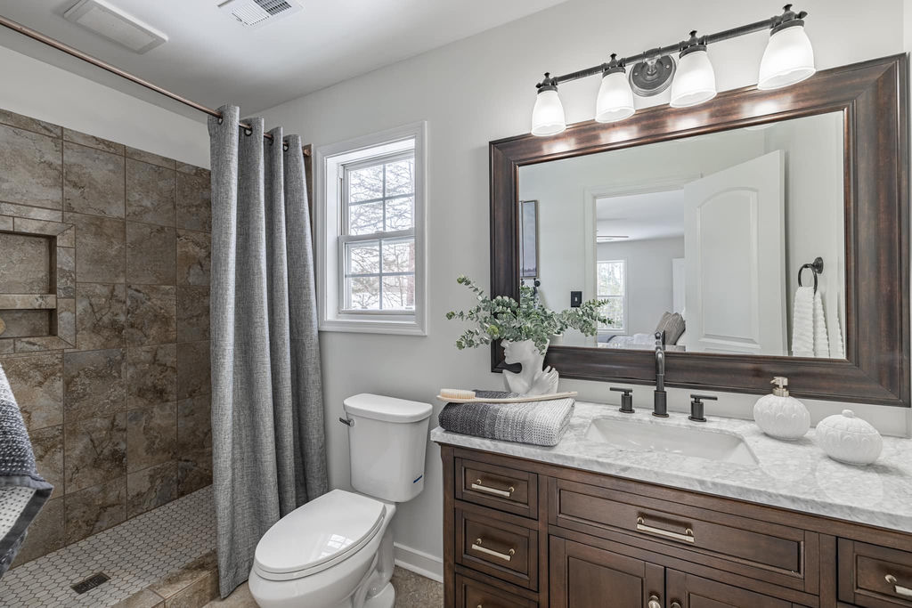 Home staging by Cosmopolitan Interiors — Richmond VA